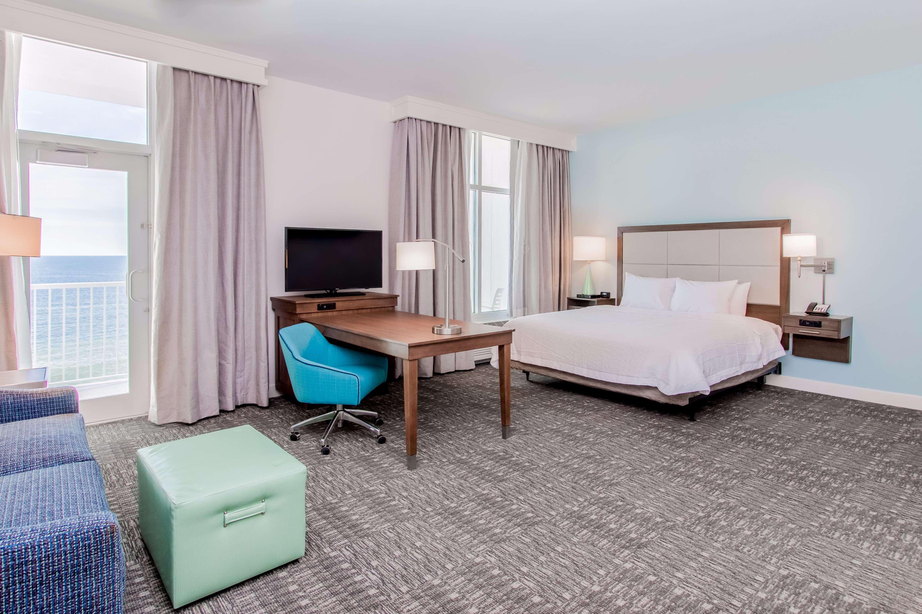 Hampton Inn & Suites Panama City Beach-Beachfront Exterior foto