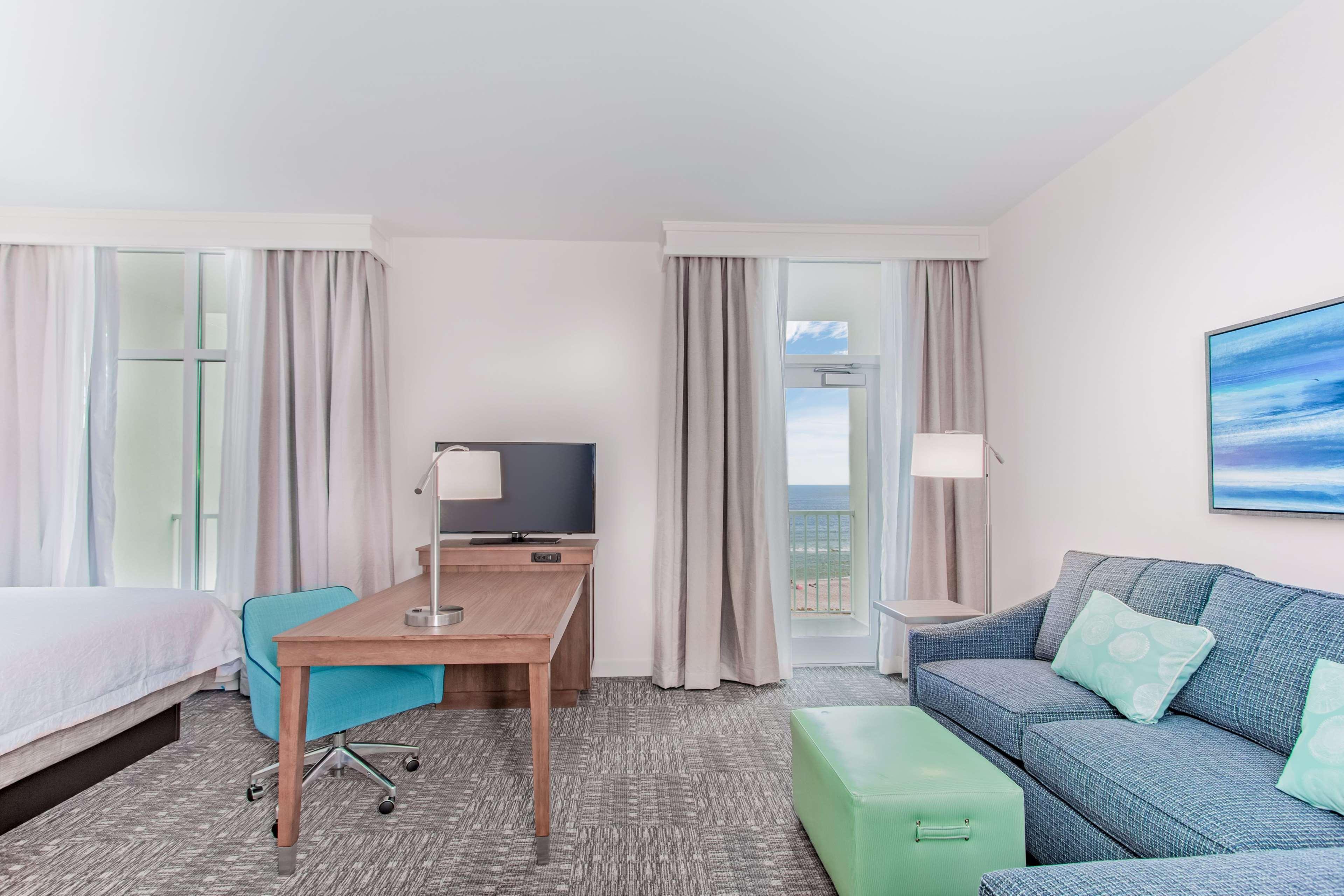 Hampton Inn & Suites Panama City Beach-Beachfront Exterior foto