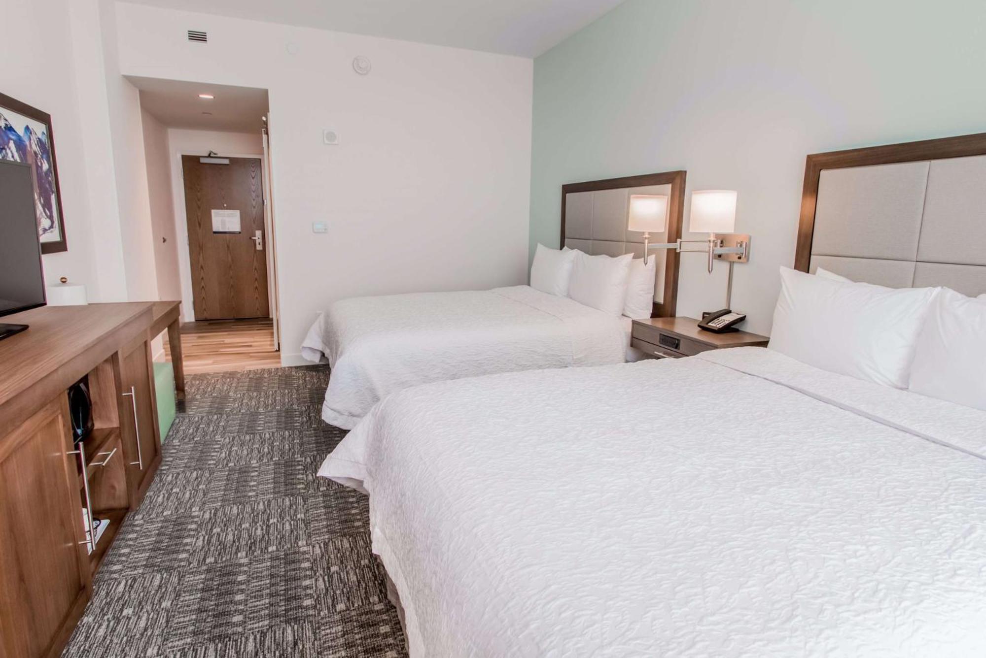 Hampton Inn & Suites Panama City Beach-Beachfront Exterior foto