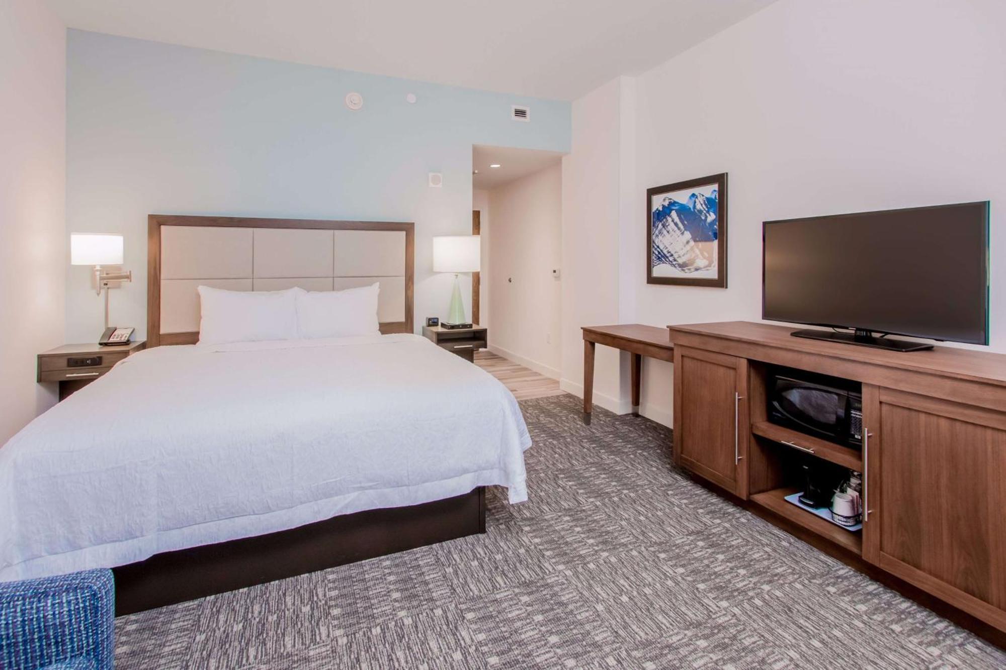 Hampton Inn & Suites Panama City Beach-Beachfront Exterior foto